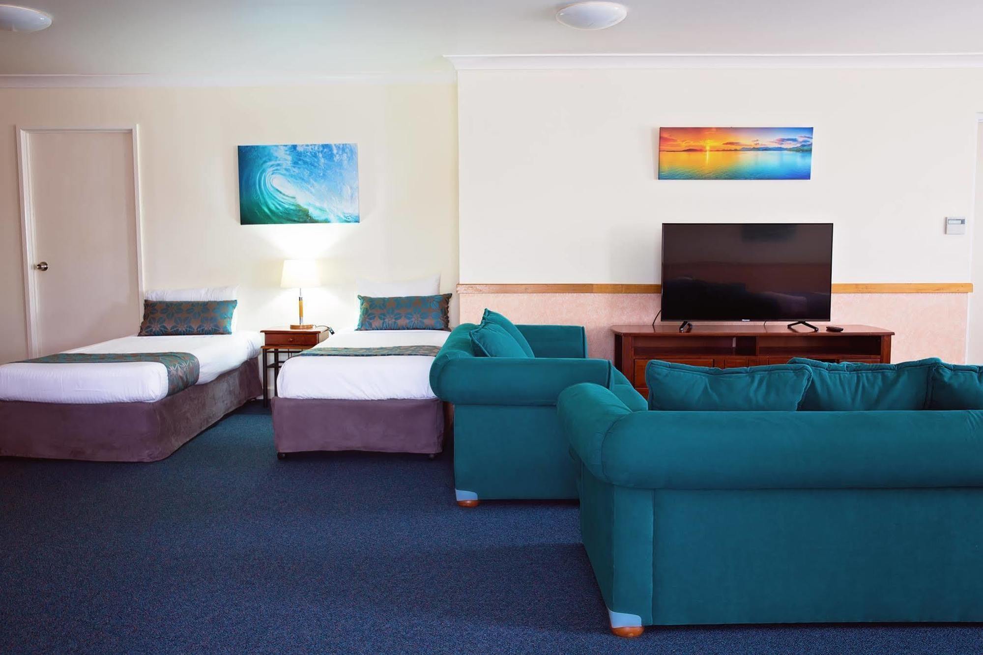 White Lace Motor Inn Маккай Экстерьер фото